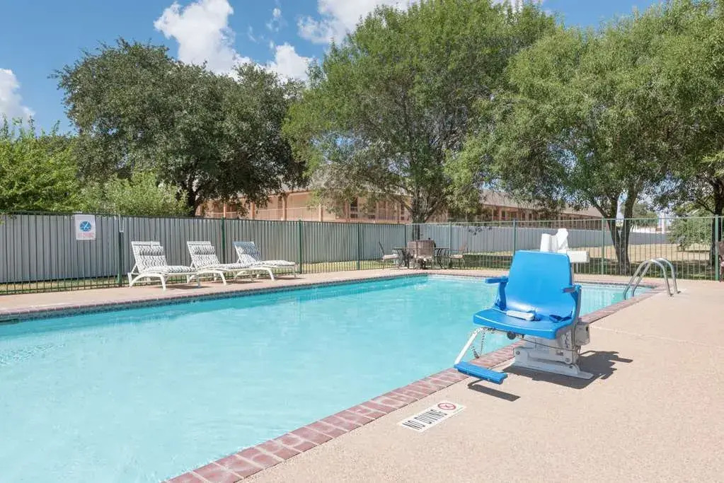 Days Inn Bryan College Station
