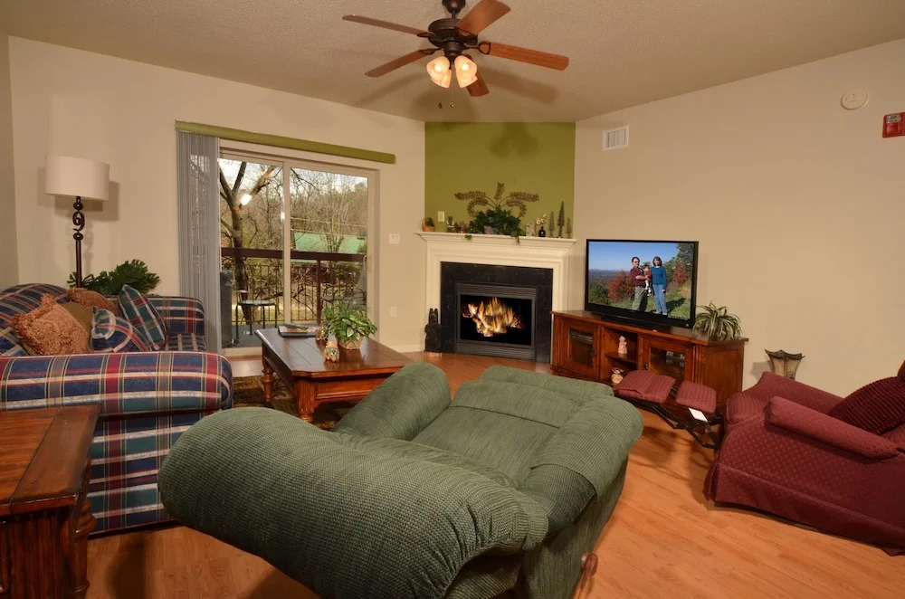 Cedar Lodge 204