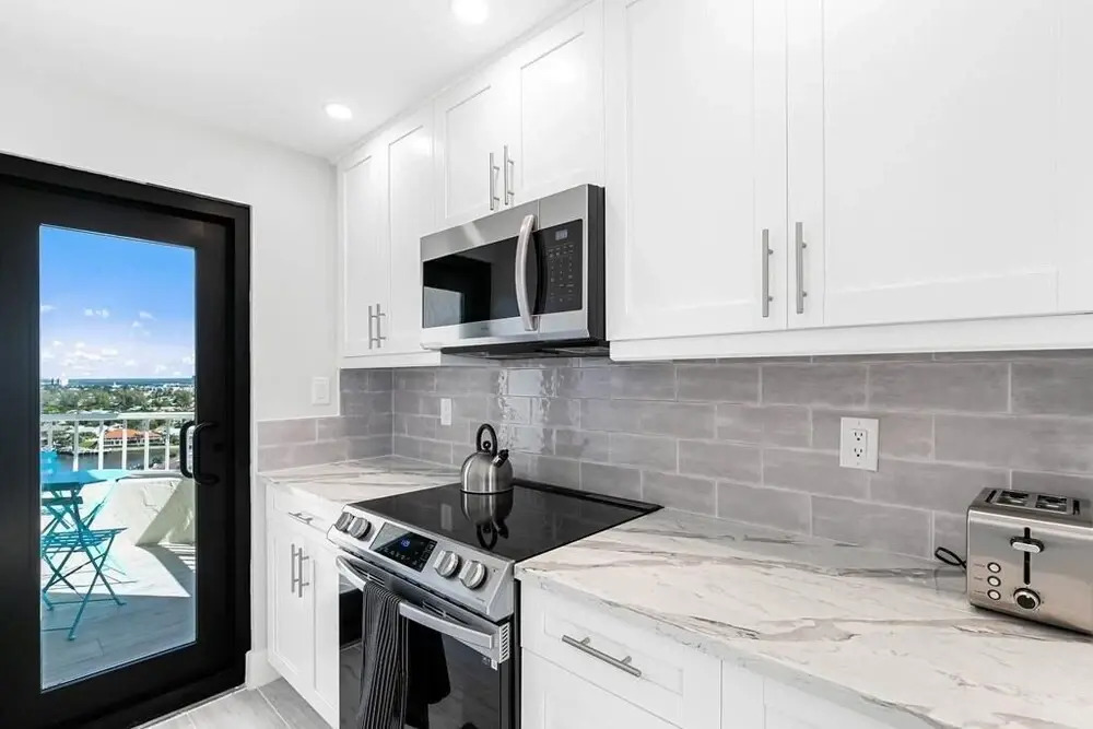 South Seas 4, 1606 Marco Island Vacation Rental 2 Bedroom Condo by Redawning