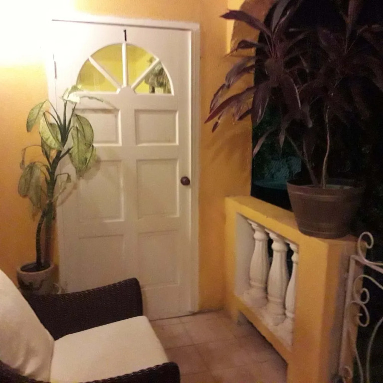 JO J'S Hostel