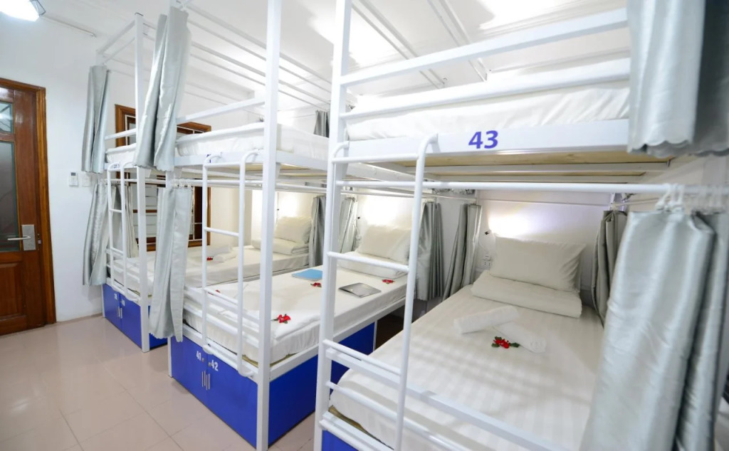 Pillow Backpacker Hostel