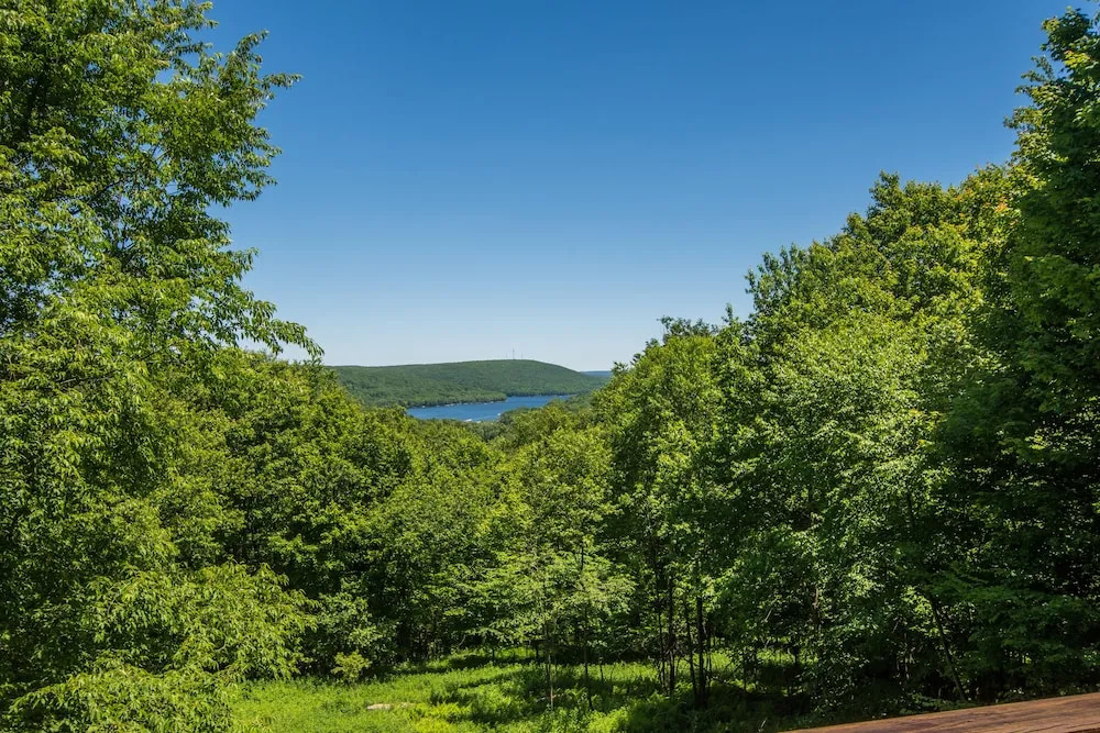 Wisp' n Away 5 Bedroom House