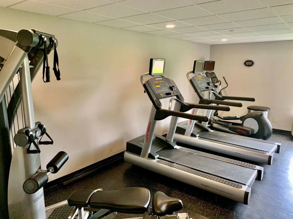 Country Inn & Suites by Radisson, Sandusky South, OH
