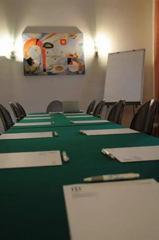 Hotel Industria