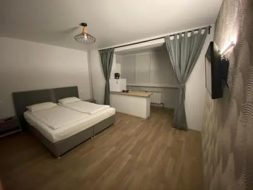 CM's Hotel