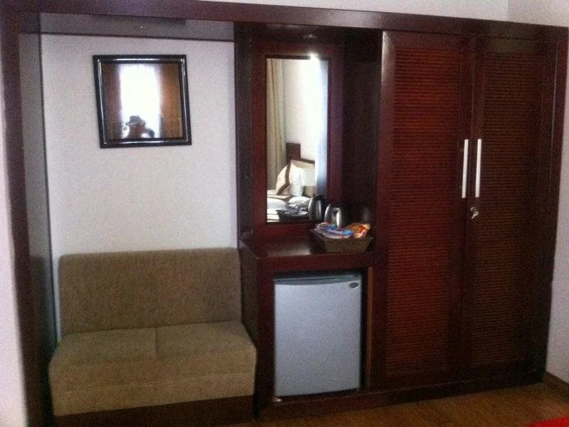 Long Anh Hotel