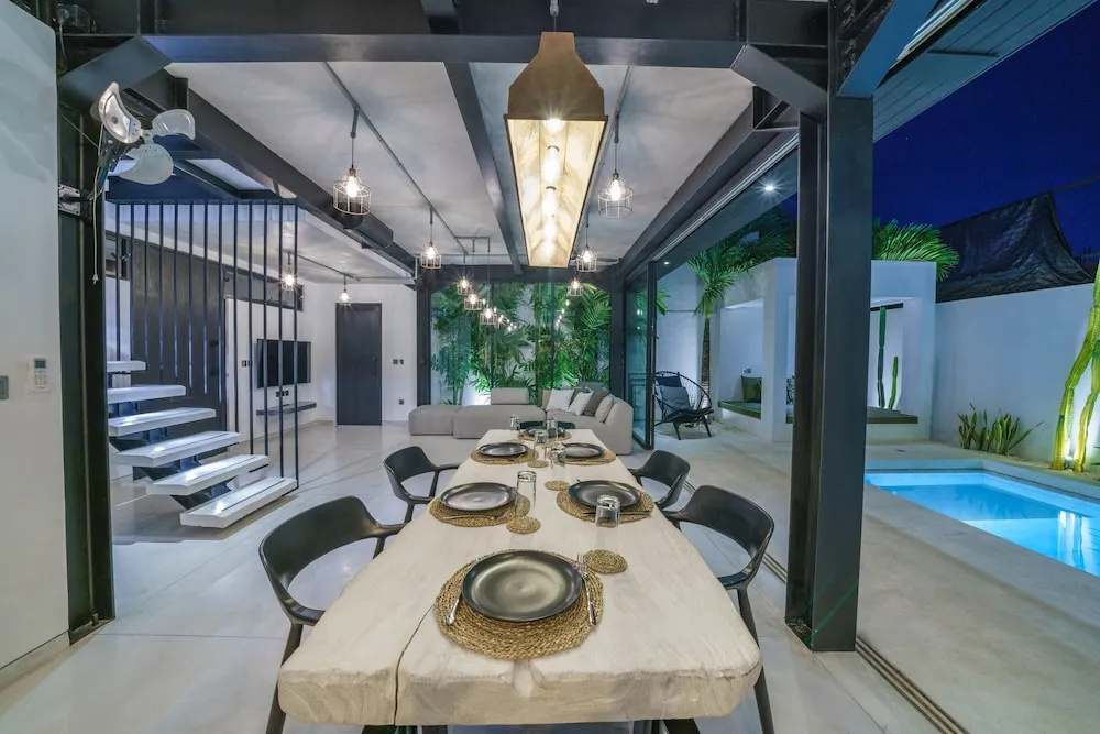 Villa Bali Townhouse 3 - Modern 2BR Villa with pool - PERFECT LOCATION
