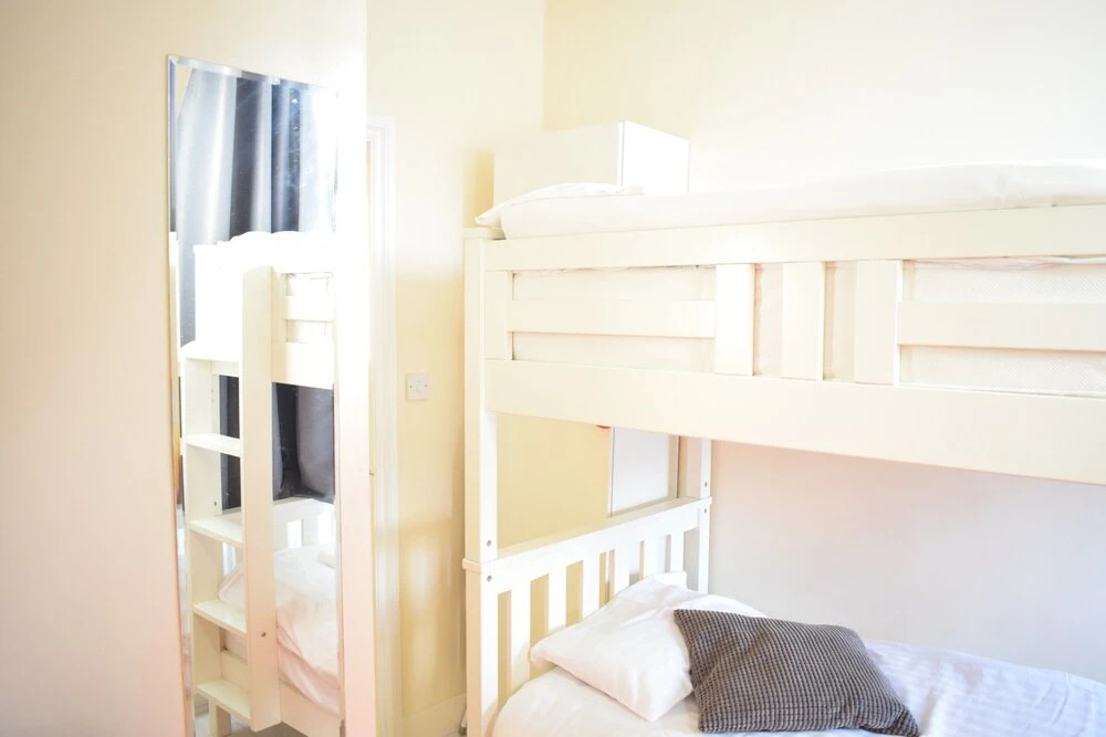 2 Bedroom Flat In Central London
