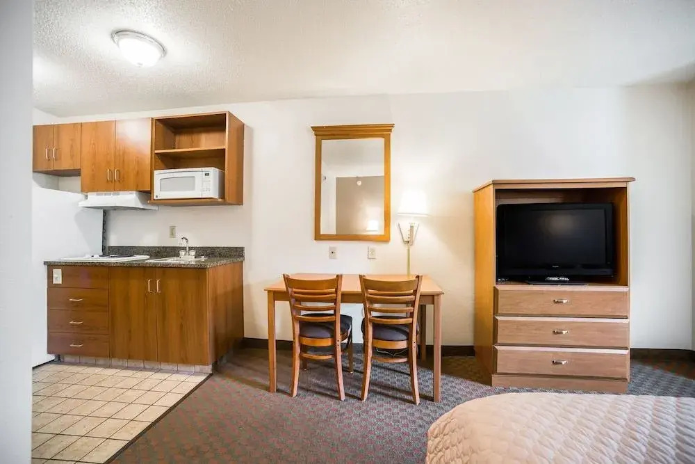 Home Towne Suites O'Fallon