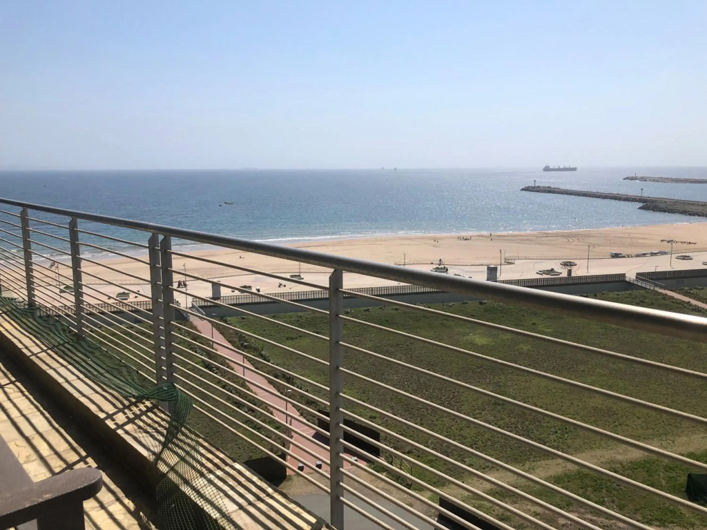 Durban Beach Front SPECTACULAR OCEAN VIEWS - 3 BED