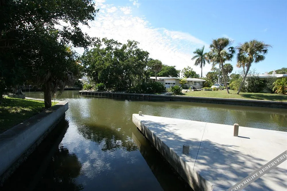 Siesta Key Pool Homes by RVA
