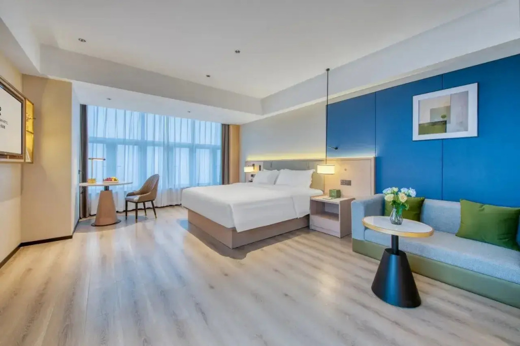 Rezen Longhh Hotel (Guangzhou Shayan Subway Station Lefeng Square Store)