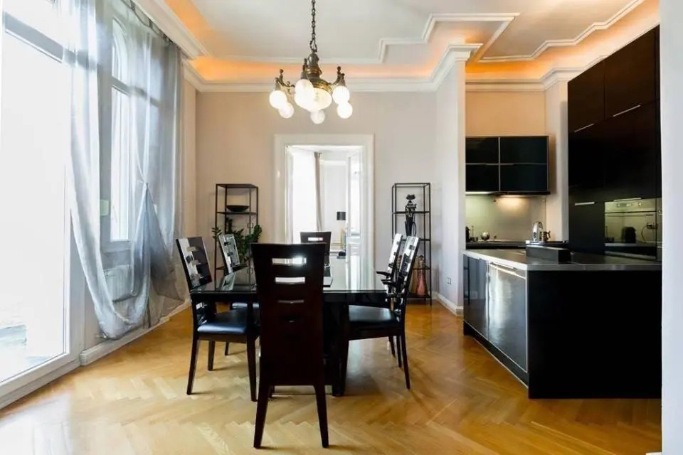 Art Deco Basilica Residence