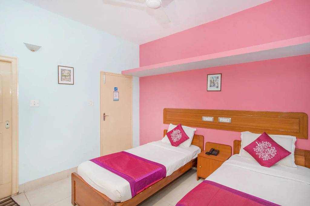 Hotel Red Carpet Residence by OYO Rooms