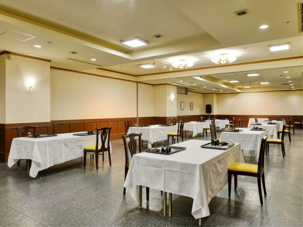 Plaza Hotel Mutsu