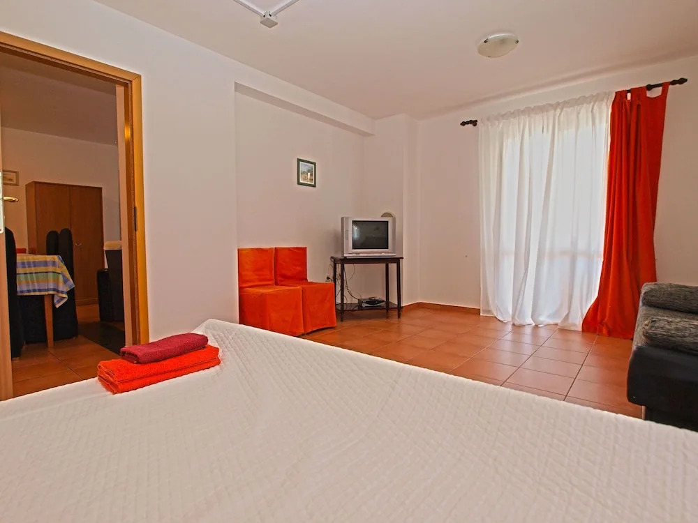 Apartments Marija 85