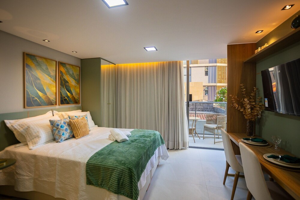 Setai Aquamaris #120 - Seafront by Carpediem