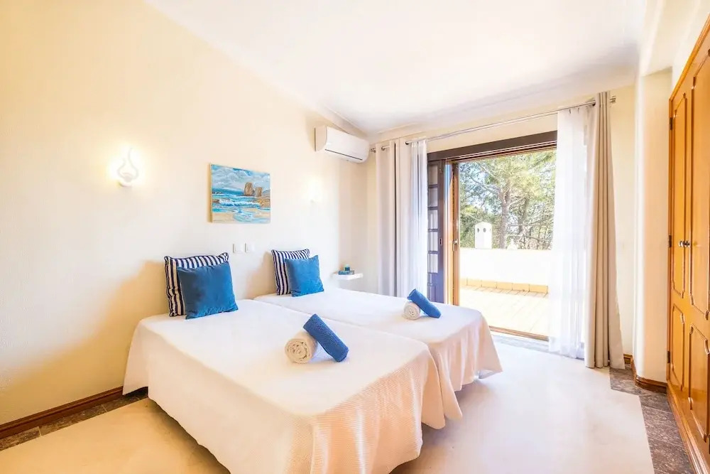Villa Molucas - Moradia encantadora com piscina aquecível e BBQ - Albufeira