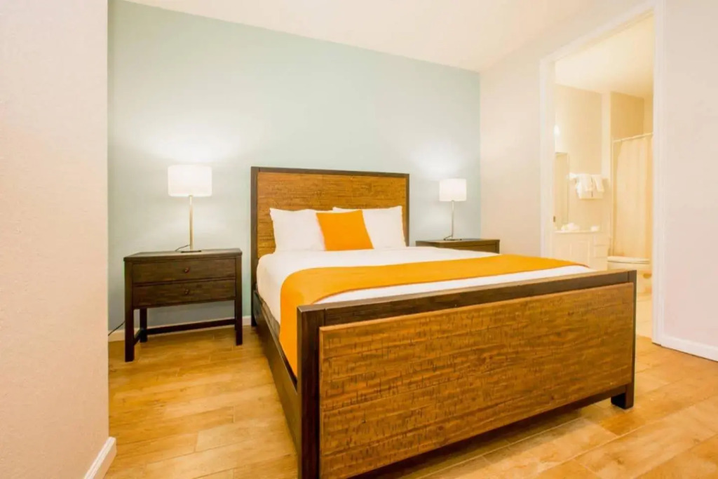 Vista Cay Luxury 3 Bedroom Condo 3103
