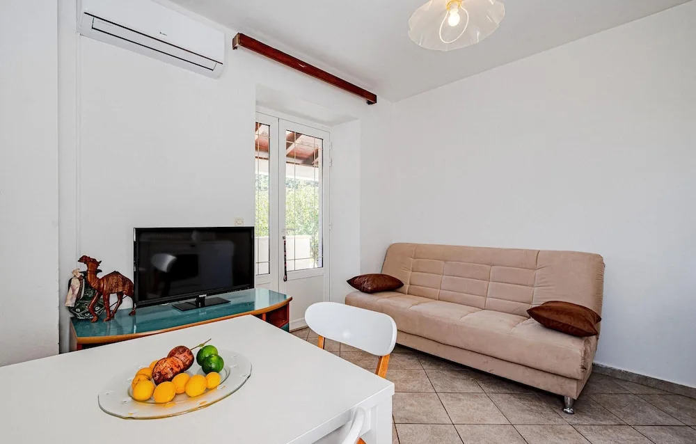 Nice Home in Ston With Wifi and 1 Bedrooms