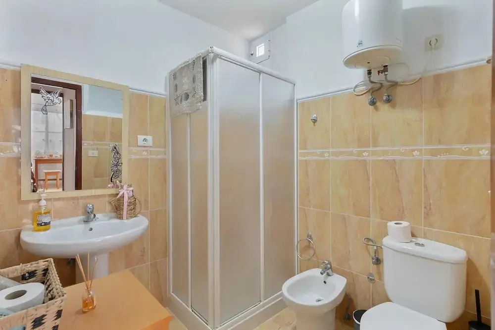 Apartment in Santa Cruz Near Beaches