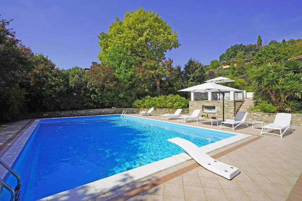 Villa Gelso park and private pool, lake view, ac