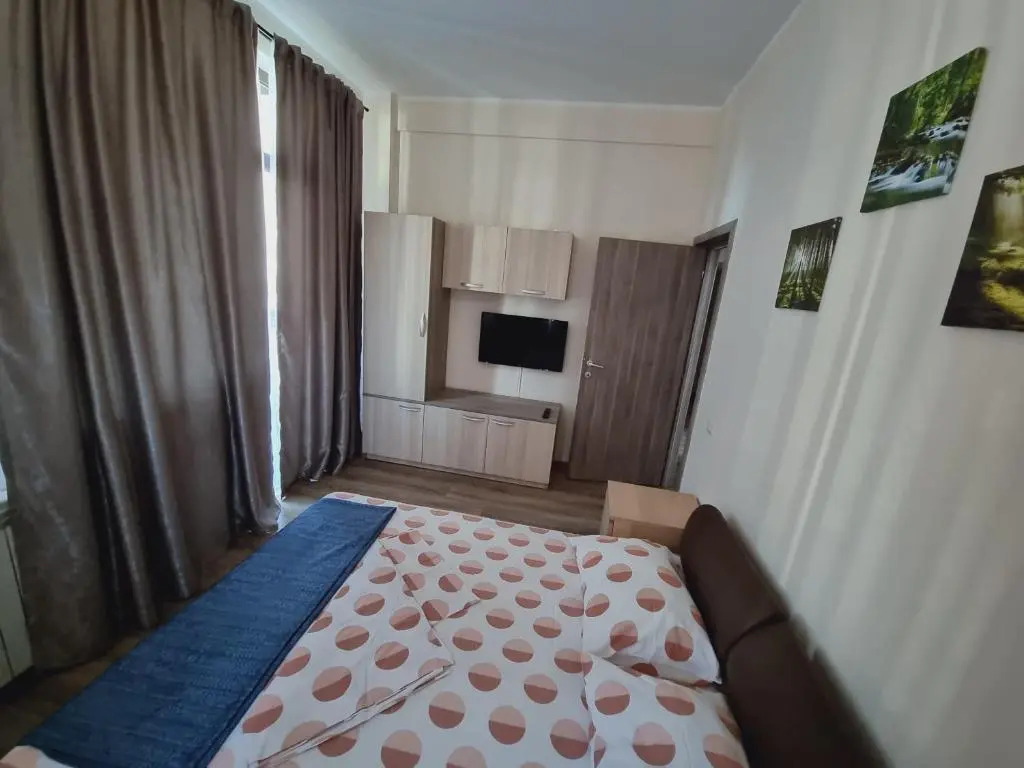 Lucica House
