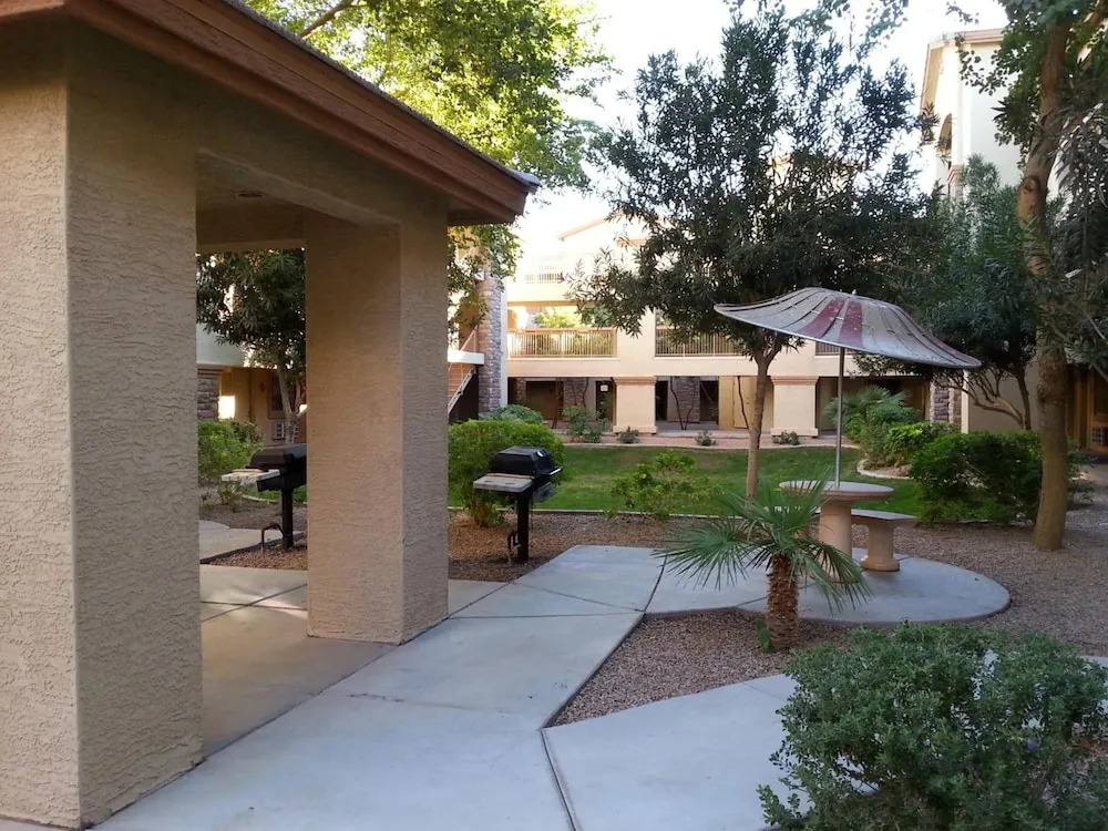 Legacy Suites Casa Grande