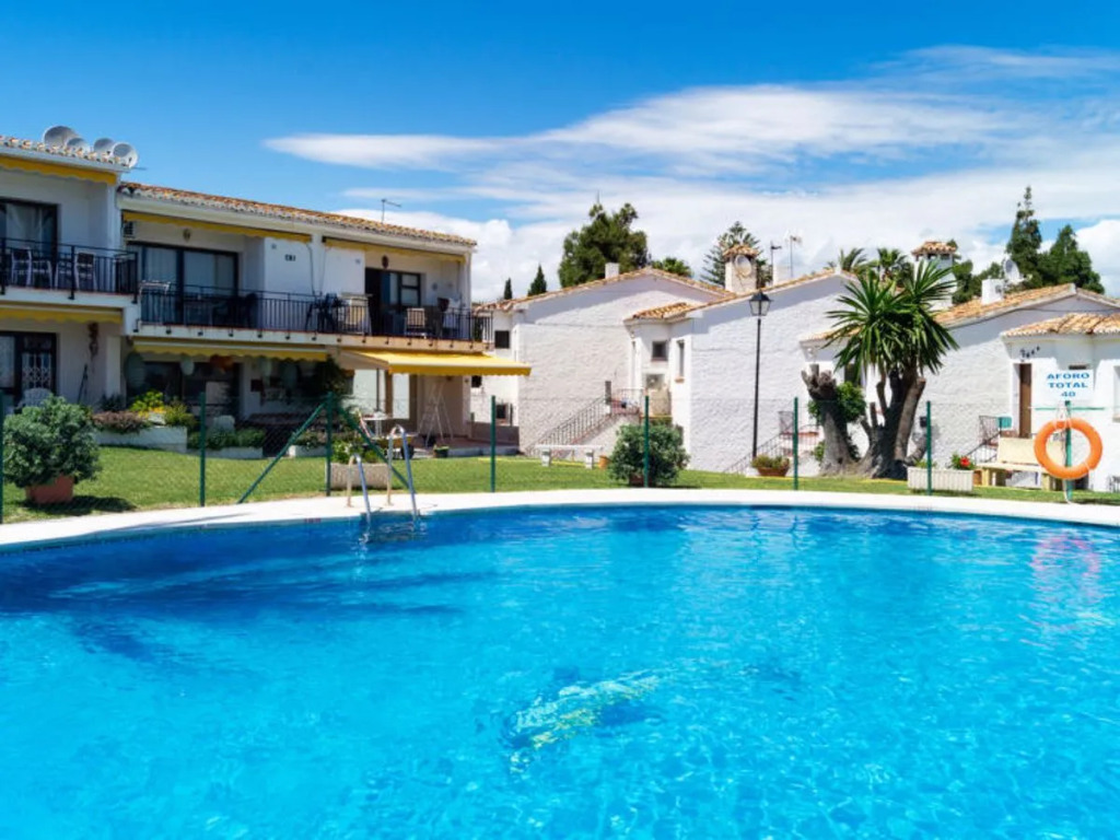 Las Buganvillas 14544
