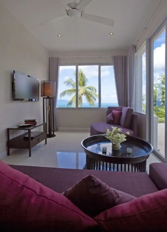 Villa Sarasuz is a 5 Star Luxury Villa Located on the Prestigious Bophut Hill