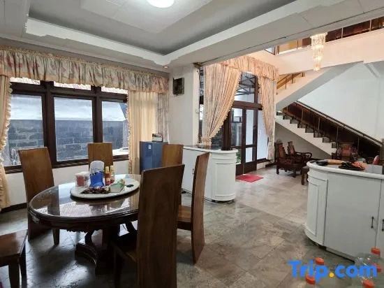Johar Luxury House