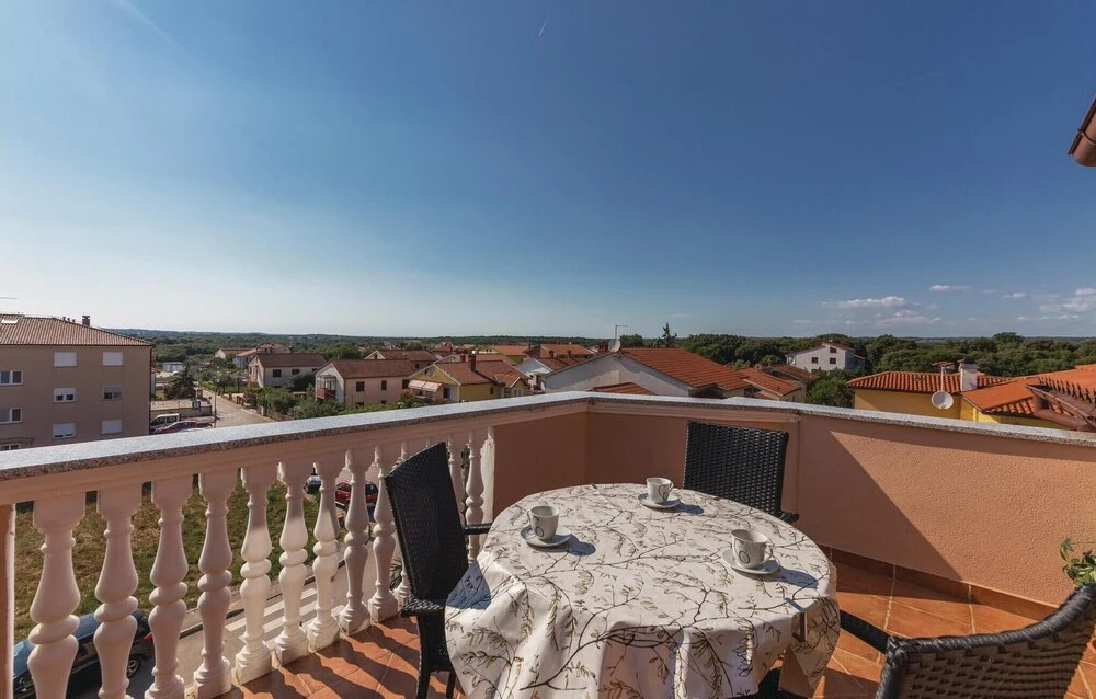 Beautiful Home in Pula With Wifi and 2 Bedrooms