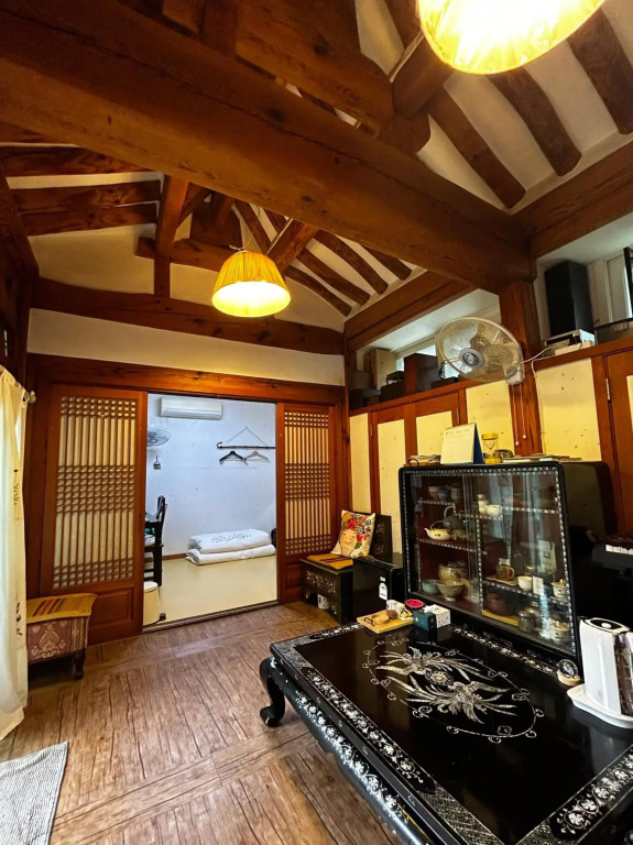 Eugene Hanok Stay