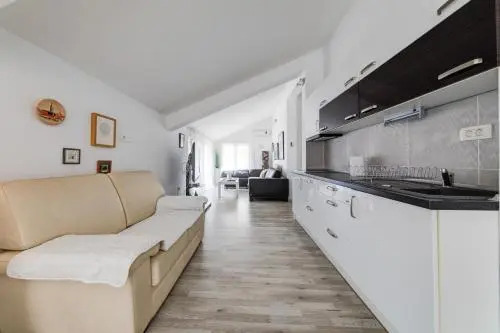 Apartments Frezija