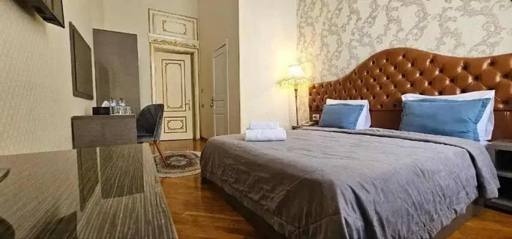 Pilot Baku Hotel