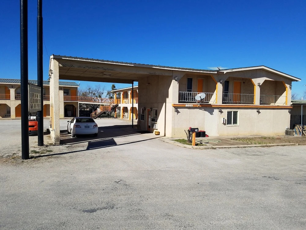 Cisco inn