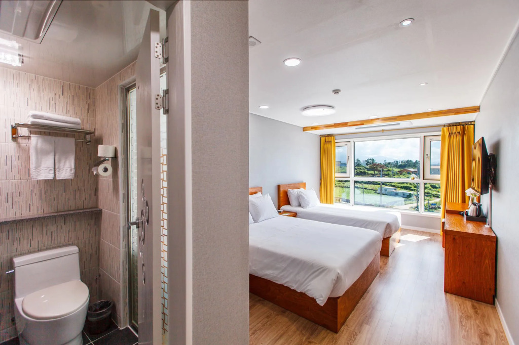 Hotel Sweet Castle Jeju Hamdeok
