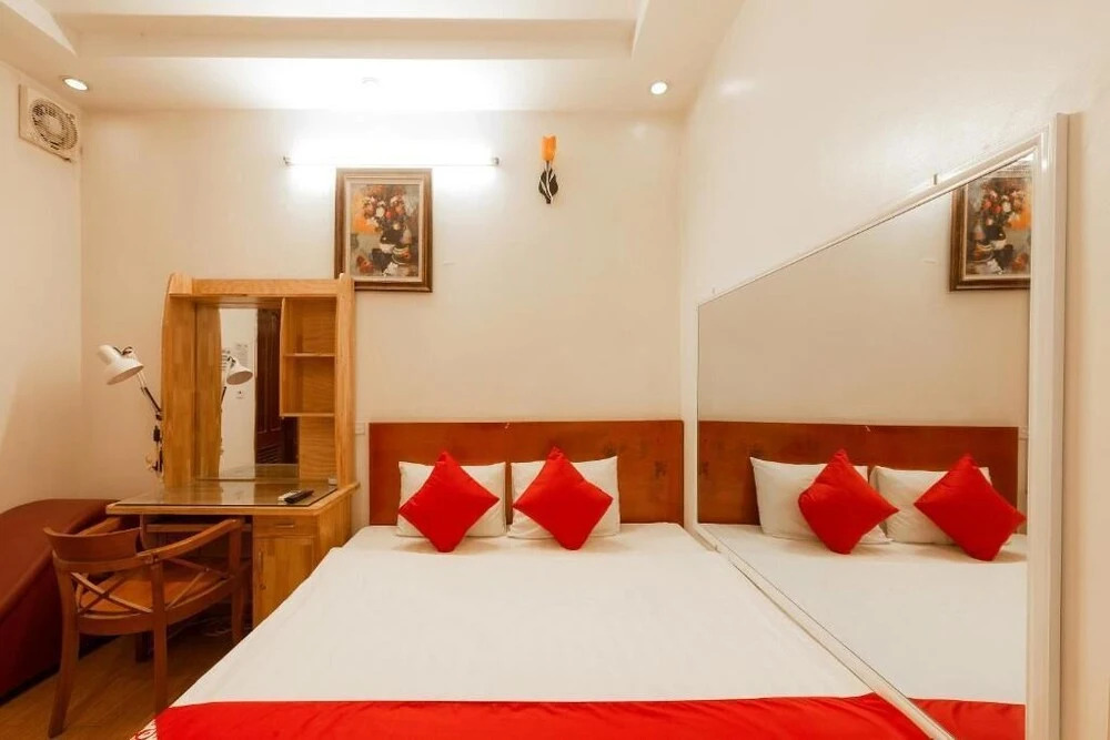 Lenka Hotel by OYO Rooms