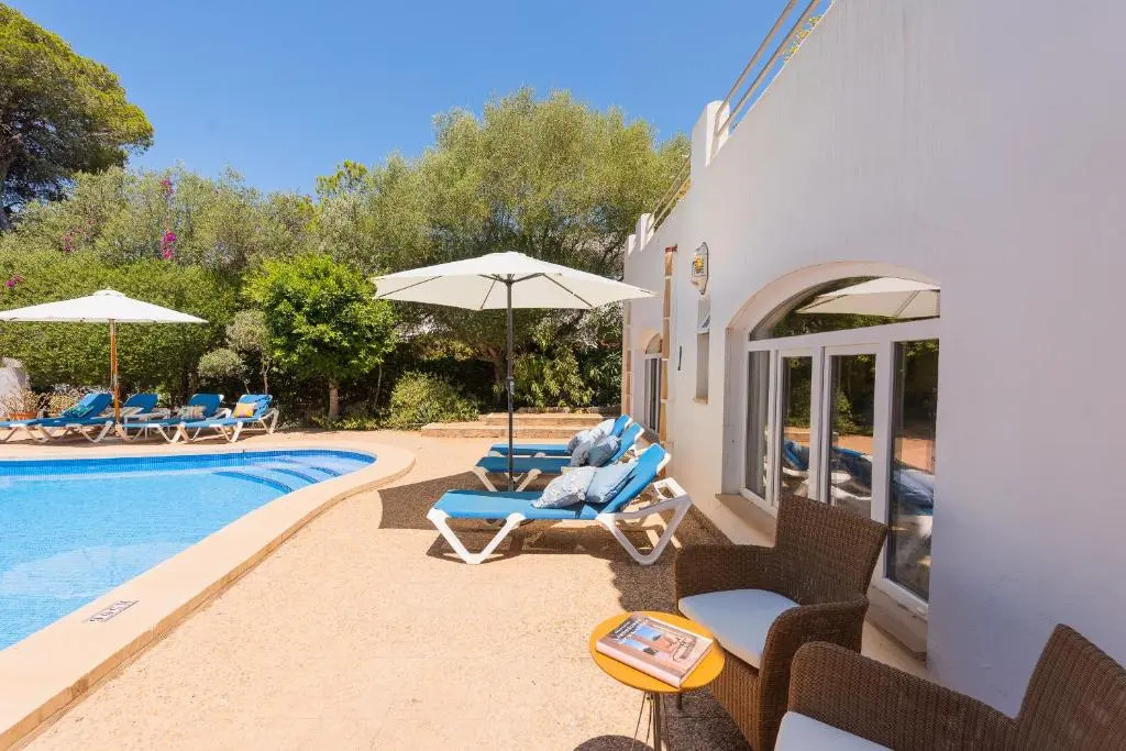 Villa West Casa Taake