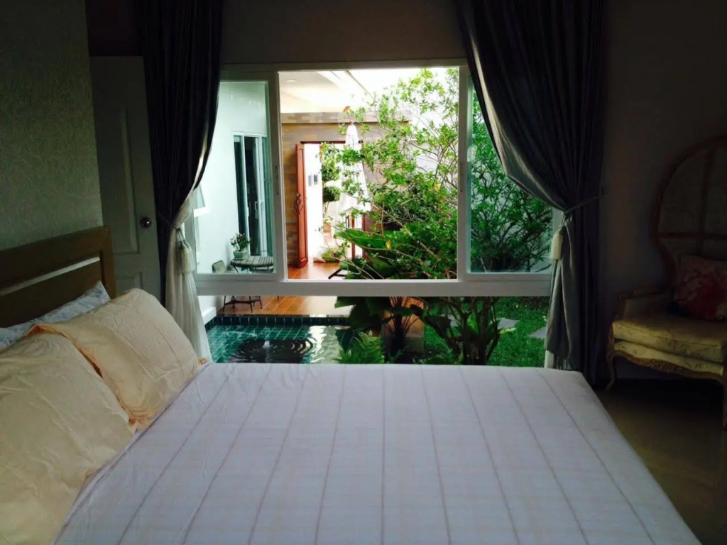 Baan Bor Bai Mai