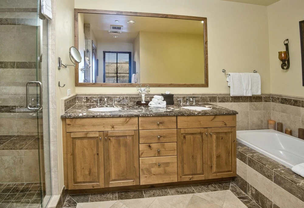 Beaver Creek Landing A404 3 Bedroom Condo by RedAwning