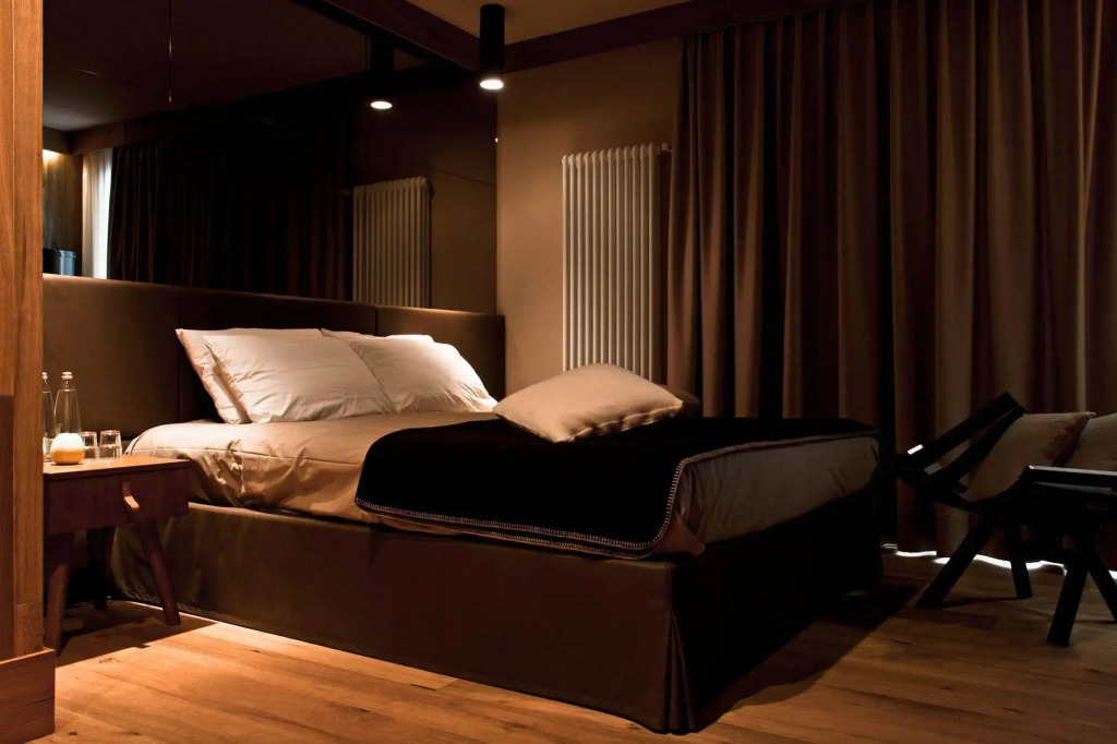 Alexander Charme Hotel