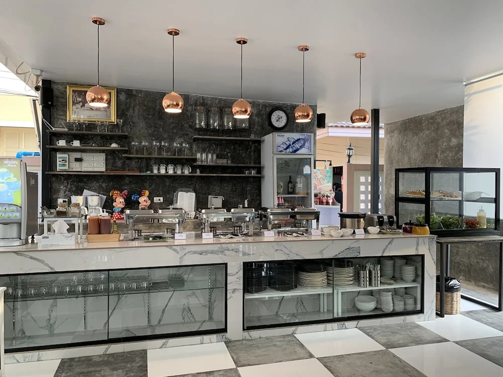 Phetcharat Grand Hotel Maesot