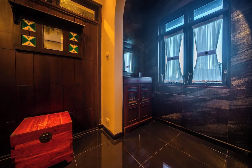 3BR Private Pool Tatiya Villa-Nusa Dua