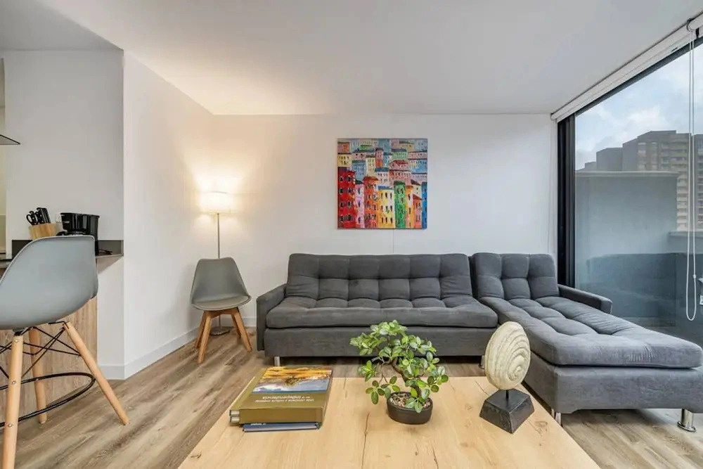Go Living Suites - 703
