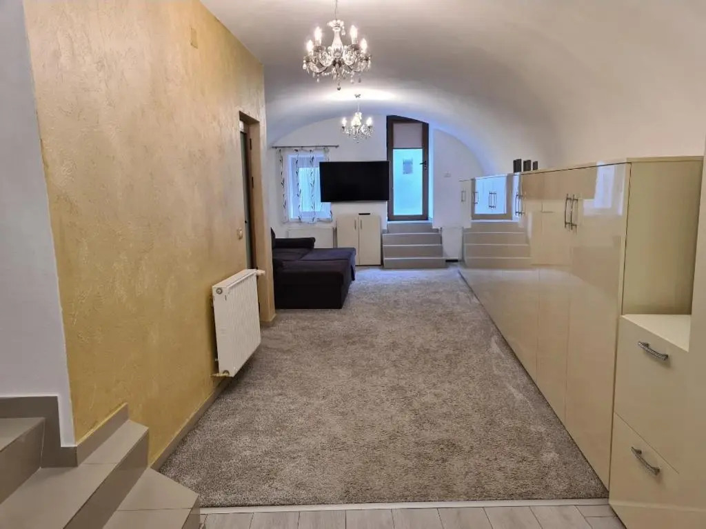 Emporia Studio Flat