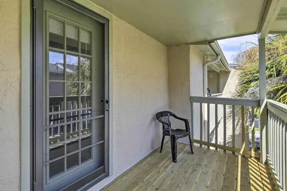 Walk to Beach: Modern PCB Townhome w/ Patio