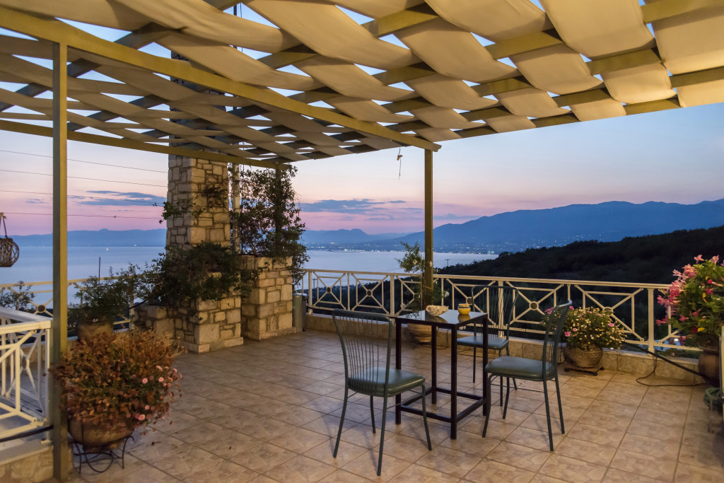Eros Loft With Pool Near the Beach