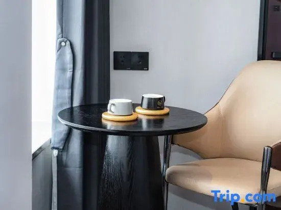 Yiduo Yunpin Hotel (Sanya High-Speed Railway Station)