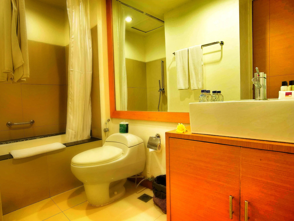 Sunset Residence and Condotel
